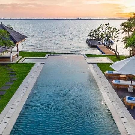 Lugano Beach Sunset Private Pool 3 Bedroom Villa #Iq19